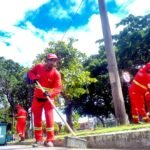 Emlur executa ações de roço e capinação em 10 bairros da Capital