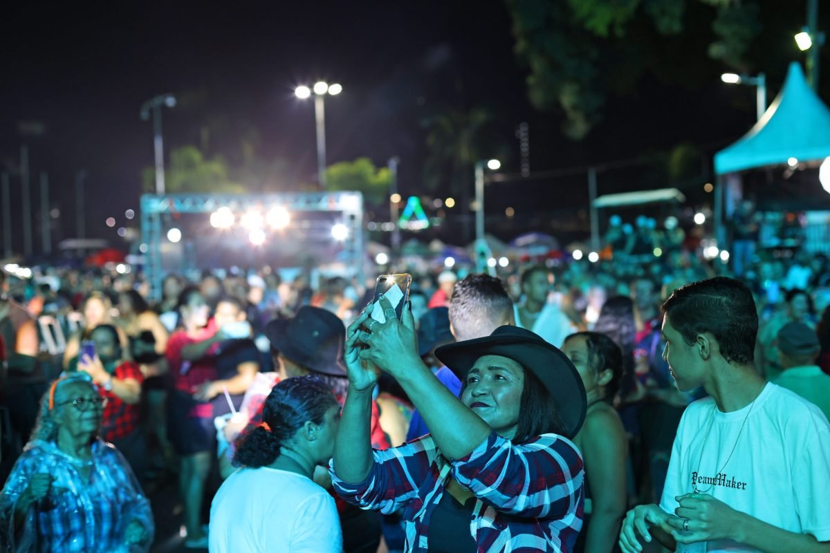 Famílias elogiam evento e destacam segurança como ponto positivo no Parque Solon de Lucena