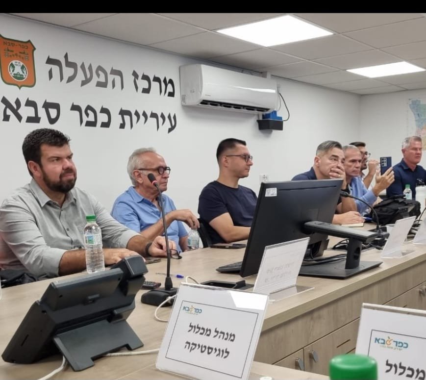 João Pessoa se destaca com monitoramento por vídeo e Cícero Lucena busca inovações em segurança pública durante missão em Israel