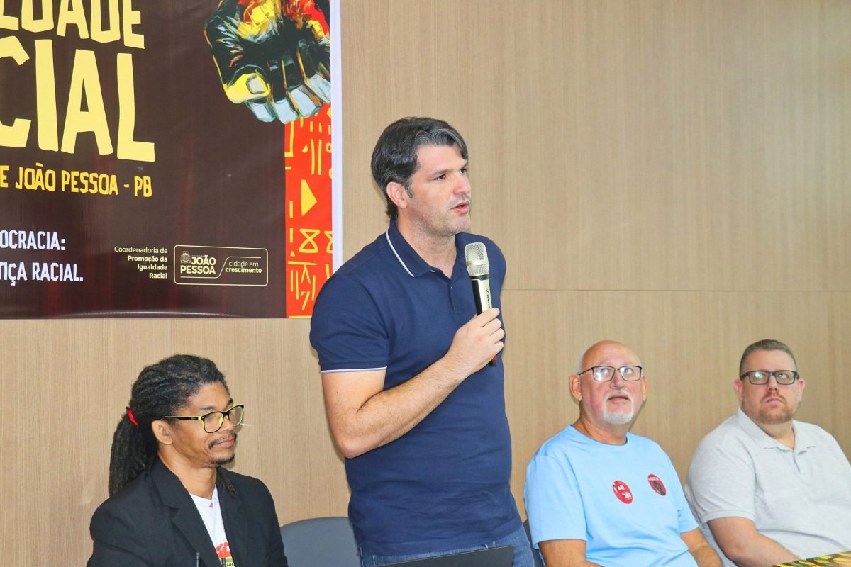 Leo Bezerra participa da 3ª Conferência Municipal de Promoção da Igualdade Racial e destaca compromisso com a inclusão