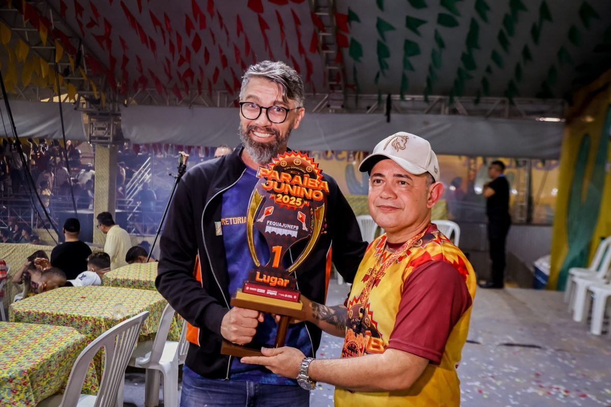 Moleka 100 Vergonha é campeã do Paraíba Junino 2025 e segue para etapa regional