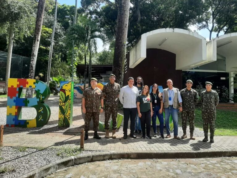 Parque Arruda Câmara recebe visita de militares do Grupamento de Engenharia durante ‘Tour Ambiental’