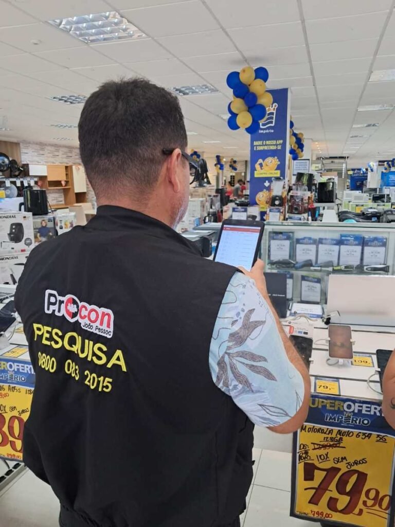 Pesquisa do Procon-JP encontra diferença de R$ 2.340 no preço do aparelho celular