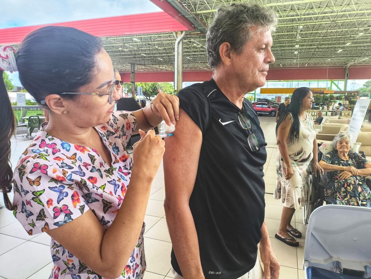 Prefeitura alerta sobre importância da conscientização para a prevenção no Dia da Imunização