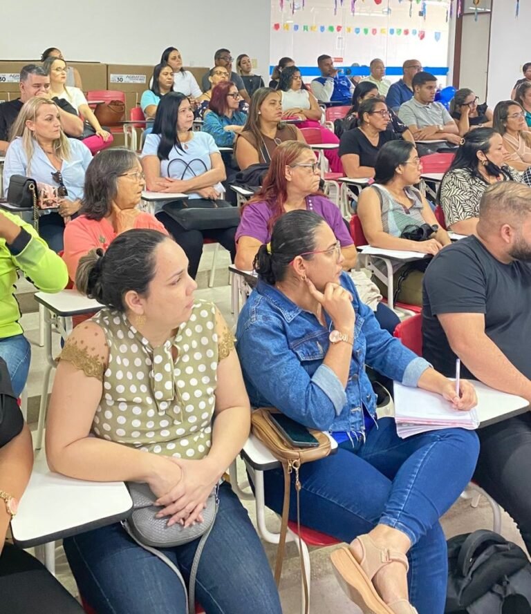 Prefeitura capacita profissionais da atenção primária sobre regulação e acesso a especialistas