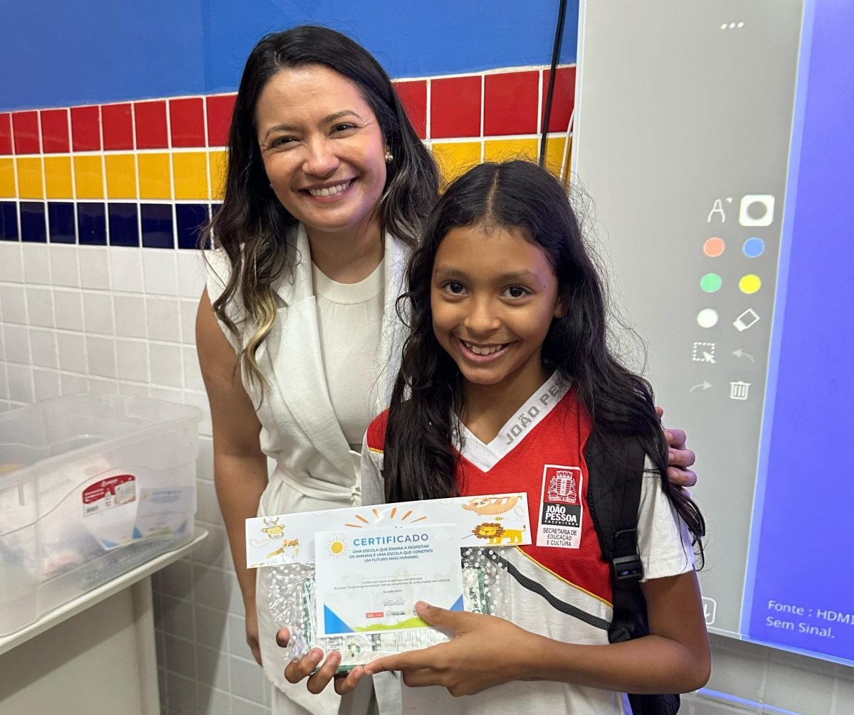 Prefeitura promove conscientização sobre cuidados com animais para crianças da Rede Municipal de Ensino