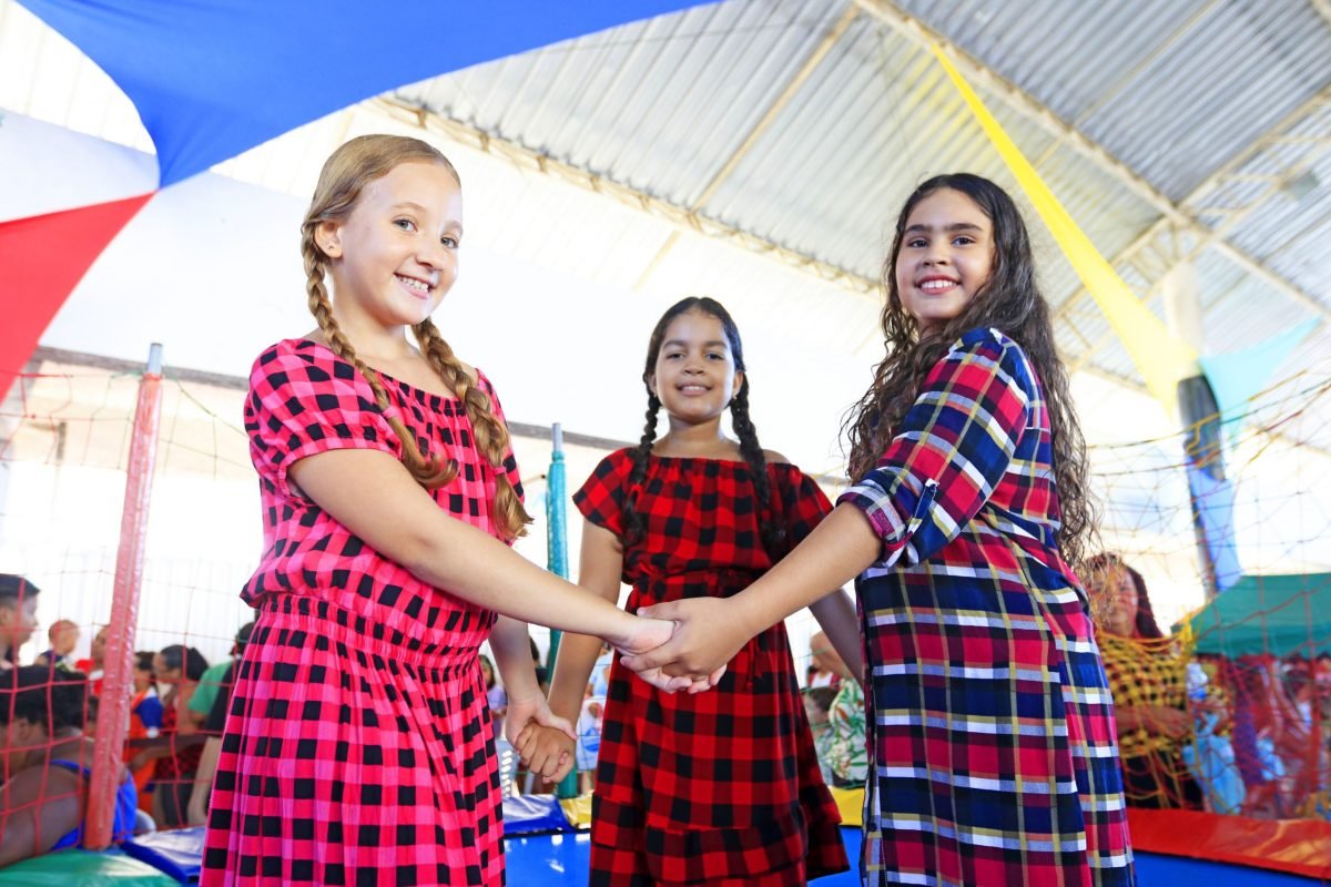 Tardezinha tem edição temática com o ‘Arraiá da Inclusão’ reunindo diversas famílias
