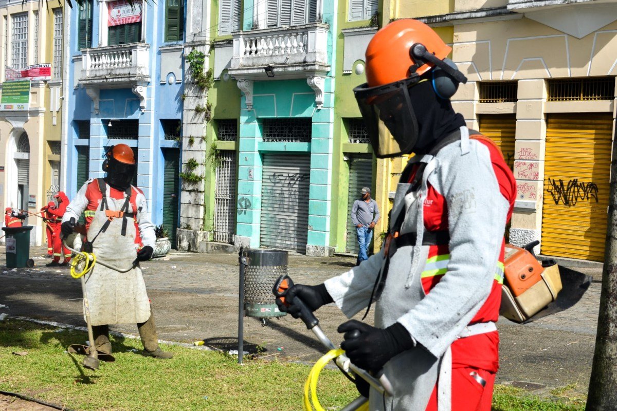 Agentes da Emlur percorrem mais de 19 mil quilômetros com serviços de limpeza e conservação