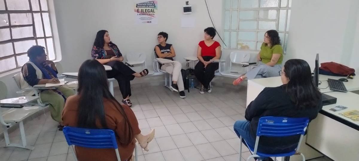 Coordenadoria LGBT sedia encontros psicológicos para mulheres lésbicas cis ou trans