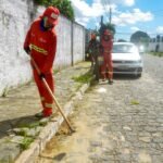 Emlur executa ações de roço e capinação em 11 bairros
