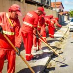 Emlur executa serviços de limpeza e conservação em 11 bairros da Capital