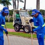 Equipes da Emlur preparam vias do Centro para Festa das Neves