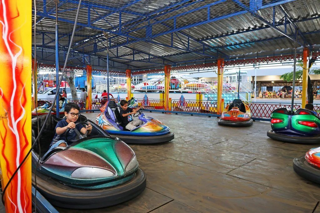 Espetáculo circense e personagens infantis animam o projeto Férias no Parque neste fim de semana