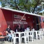 Ônibus do serviço itinerante do Procon-JP estaciona no Bairro São José neste sábado