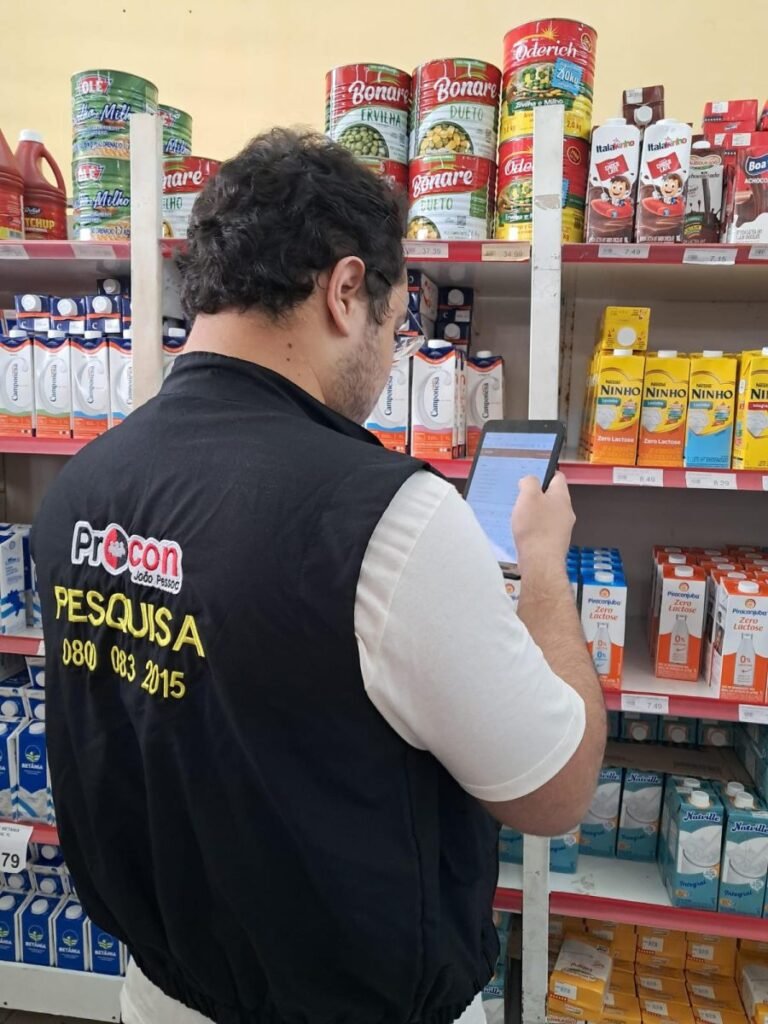 Pesquisa do Procon-JP para alimentos da cesta básica encontra diferença de mais de R$ 14 no preço do leite