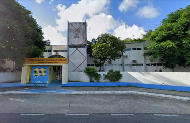 Prefeitura e UFRPE oferecem 21 vagas para curso de Sistemas de Informação