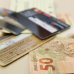 Procon-JP alerta consumidor que legislação permite preços diferenciados no pagamento à vista ou no cartão