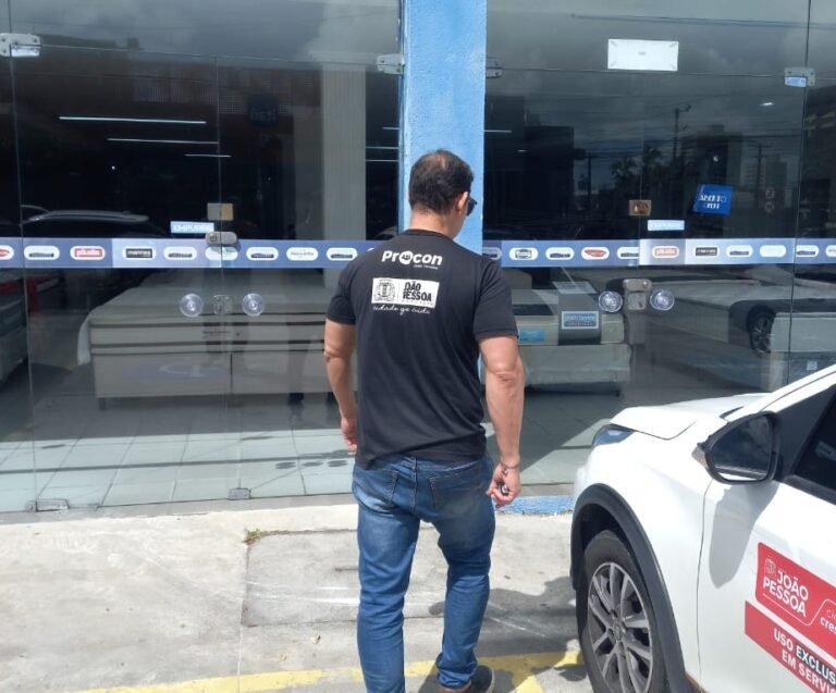 Procon-JP notifica 26 lojas sobre lei municipal que proíbe a cobrança de frete em estabelecimentos