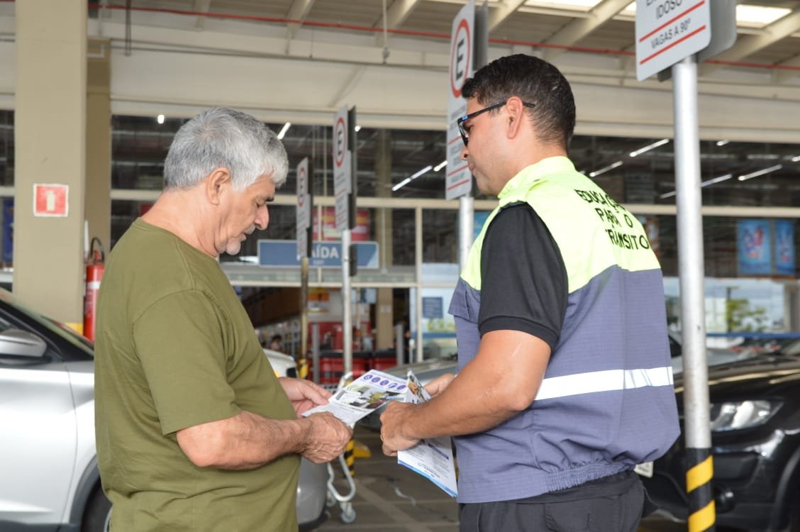 Semob-JP inicia campanha para garantir o respeito às vagas exclusivas de estacionamento