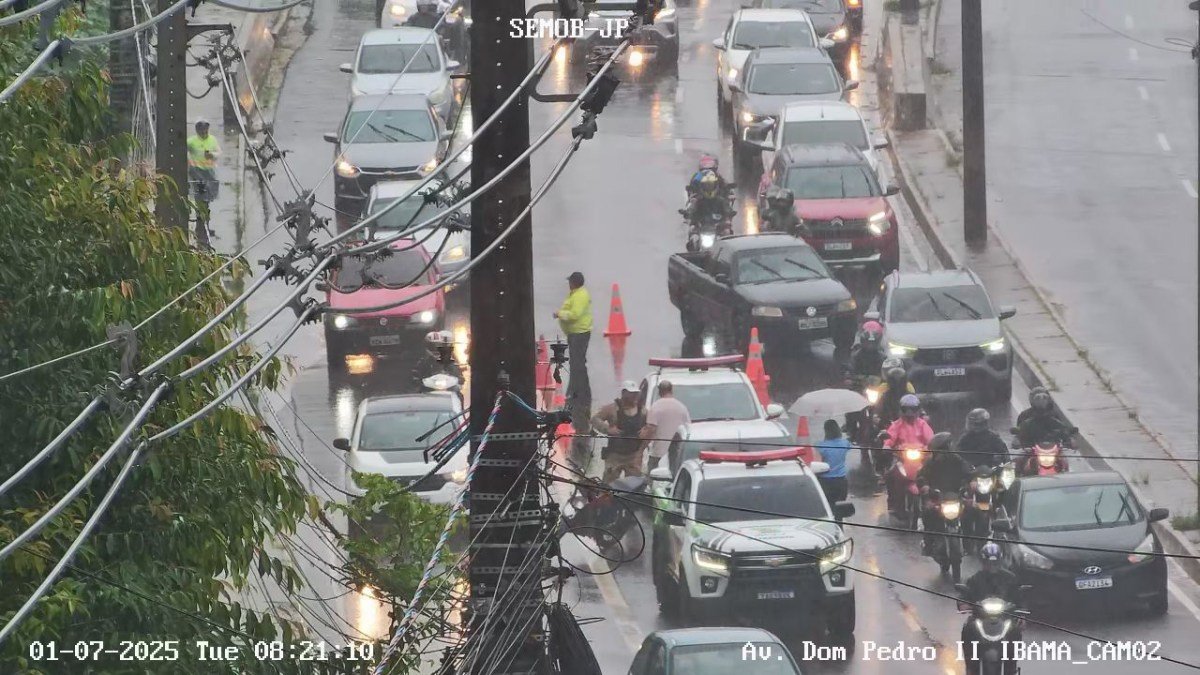 Semob-JP reforça monitoramento de trânsito em período de chuvas e orienta condutores