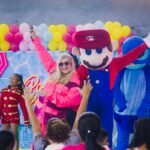 Tardezinha Inclusiva de férias reúne famílias e crianças com música e diversão