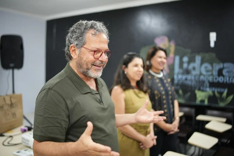 salão do artesanato paraibano: rendeiras do cariri criam coleção 'retratos da renda renascença' com renato imbroisi para o 41° salão, e preparam estreia em jan/2026