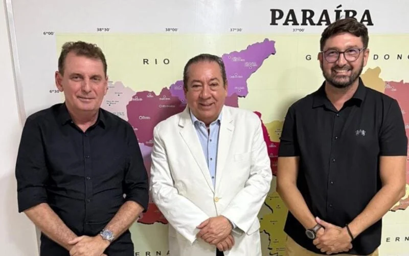 chico mendes e prefeito iarley articulam investimentos para carrapateira com der e casa civil