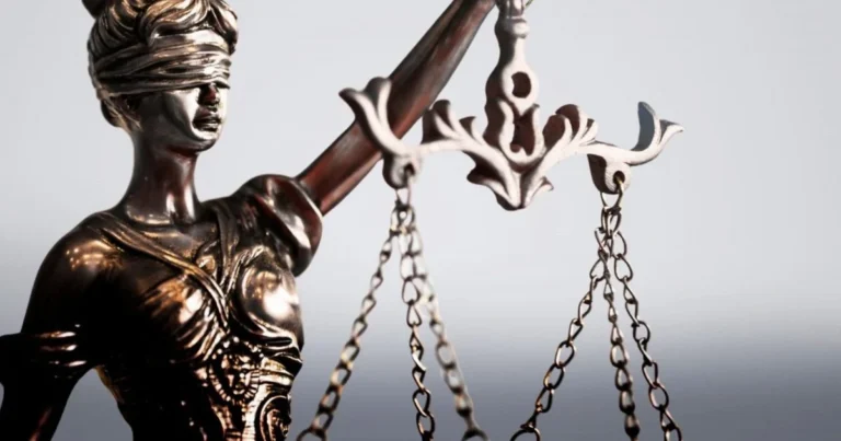 justiça condena fpb por cancelamento de curso, multa de r$600.080 e proibição de cláusulas