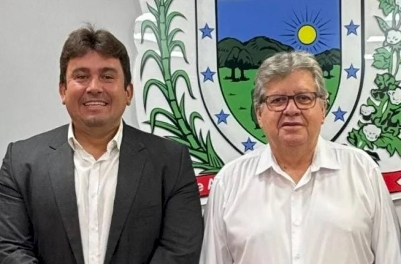 prefeito de sousa elogia joão azevêdo e diz que ele merece vaga no senado