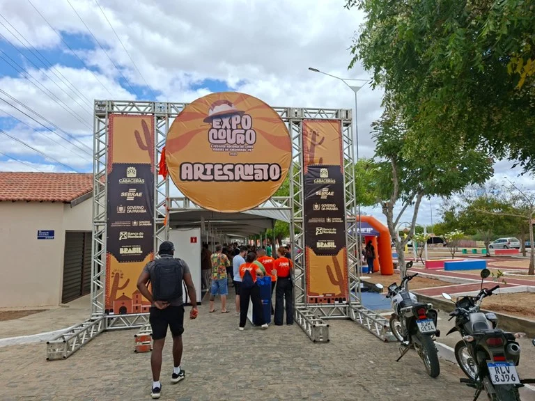 5ª expocouro em cabaceiras reúne produtores, sedap pb e sebrae pb, negócios e shows
