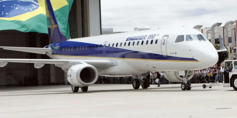 embraer recebe r$ 1,09 bi do bndes para acelerar exportações e entregas de jatos