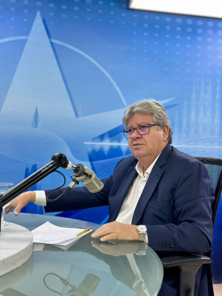 joão e léo bezerra: gesto de confiança e a frase 'só anda comigo quem quer estar junto'