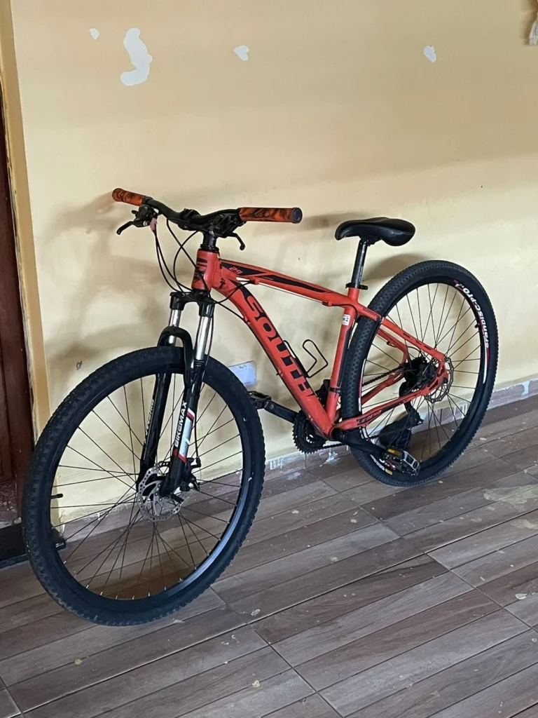 campina grande: polícia procura suspeito de furtar bicicleta e capacete no dinamérica