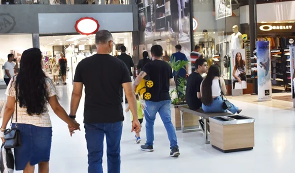 black friday: varejo atinge recorde com 470+ transações por segundo e pix dispara