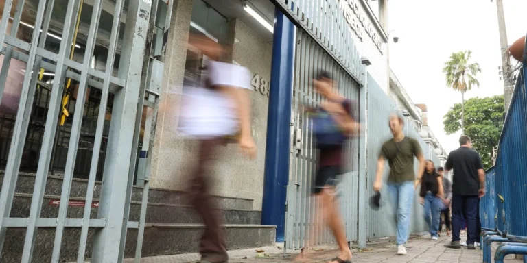enem 2025: 95 mil inscritos no pará farão provas neste domingo (30) com aplicação especial