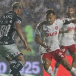 vasco goleia inter por 5 a 1 em jogo de mais de três horas