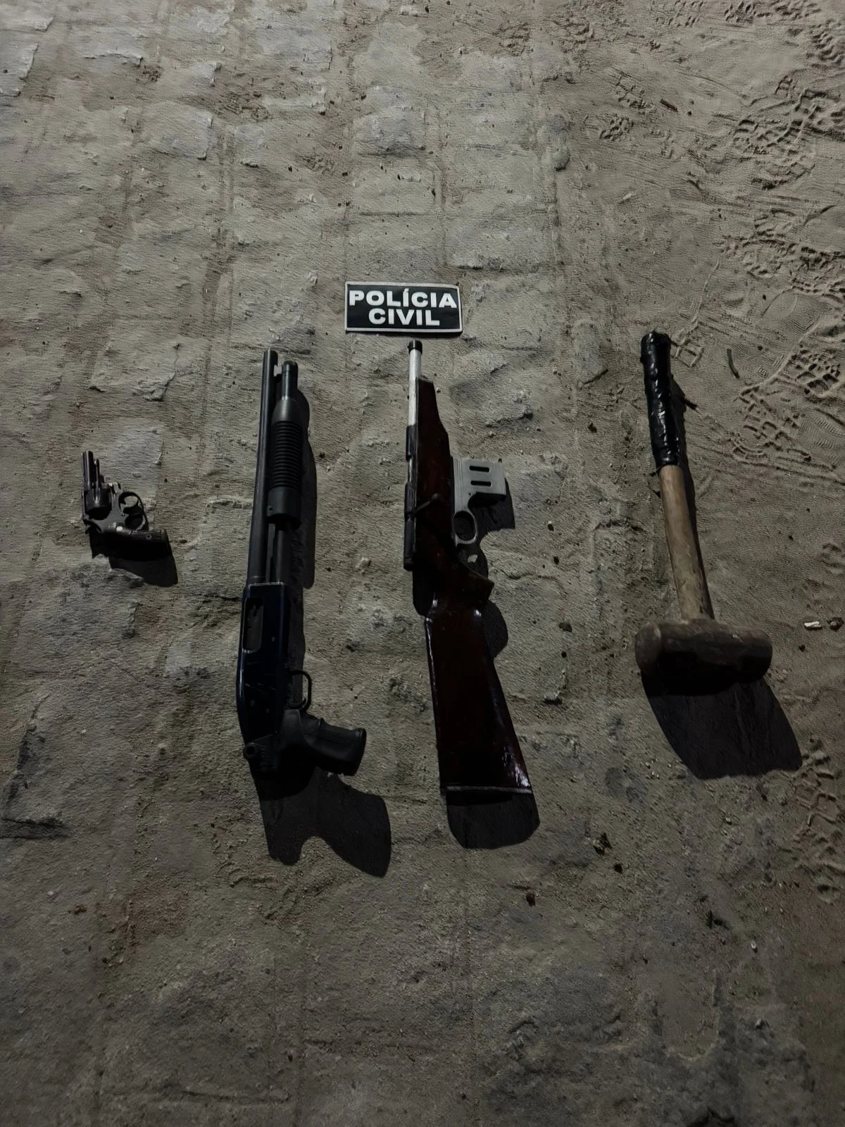 polícia civil apreende armamento de grupo que tentou explodir comércio em areial, paraíba