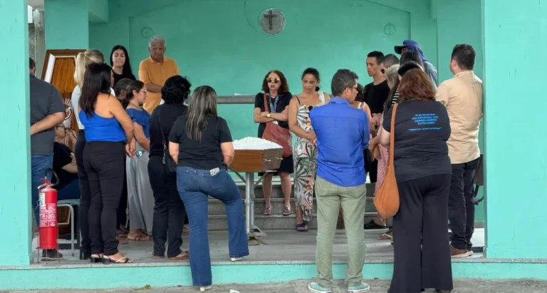 despedida emocionante: familiares e amigos prestam homenagem a gerson machado em joão pessoa