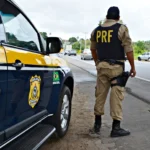 acidente na br 230 em campina: carro e moto colidem, deixando um ferido