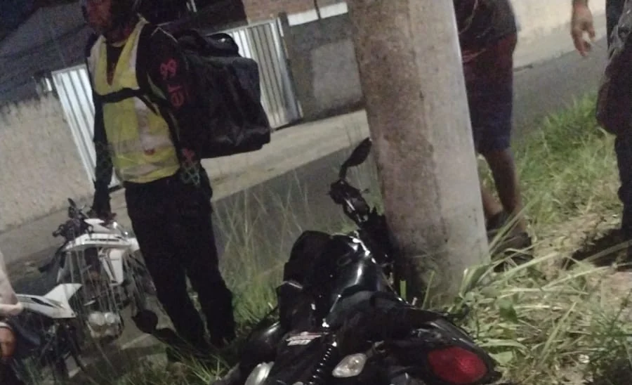tragédia no bairro das indústrias: motociclista morre após colisão violenta com poste