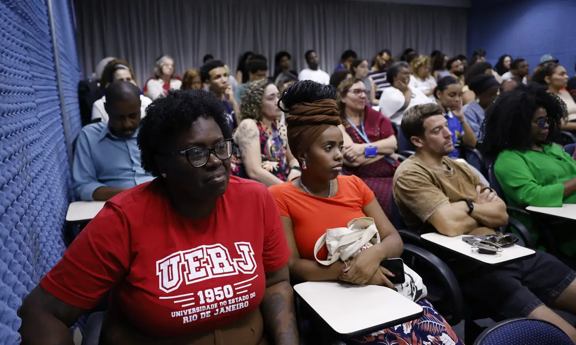 cotas uerj: 22 anos de transformação social e trajetórias de vida