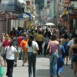 quadrilha invadiu casa e fez casal de idosos refém; um suspeito morreu em confronto