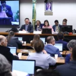 homenagem a josé maranhão: medalha e livro celebram legado na paraíba