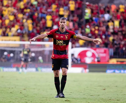 rafael thyere: zagueiro Ídolo retorna à chapecoense em 2026 após ciclo de seis anos no sport