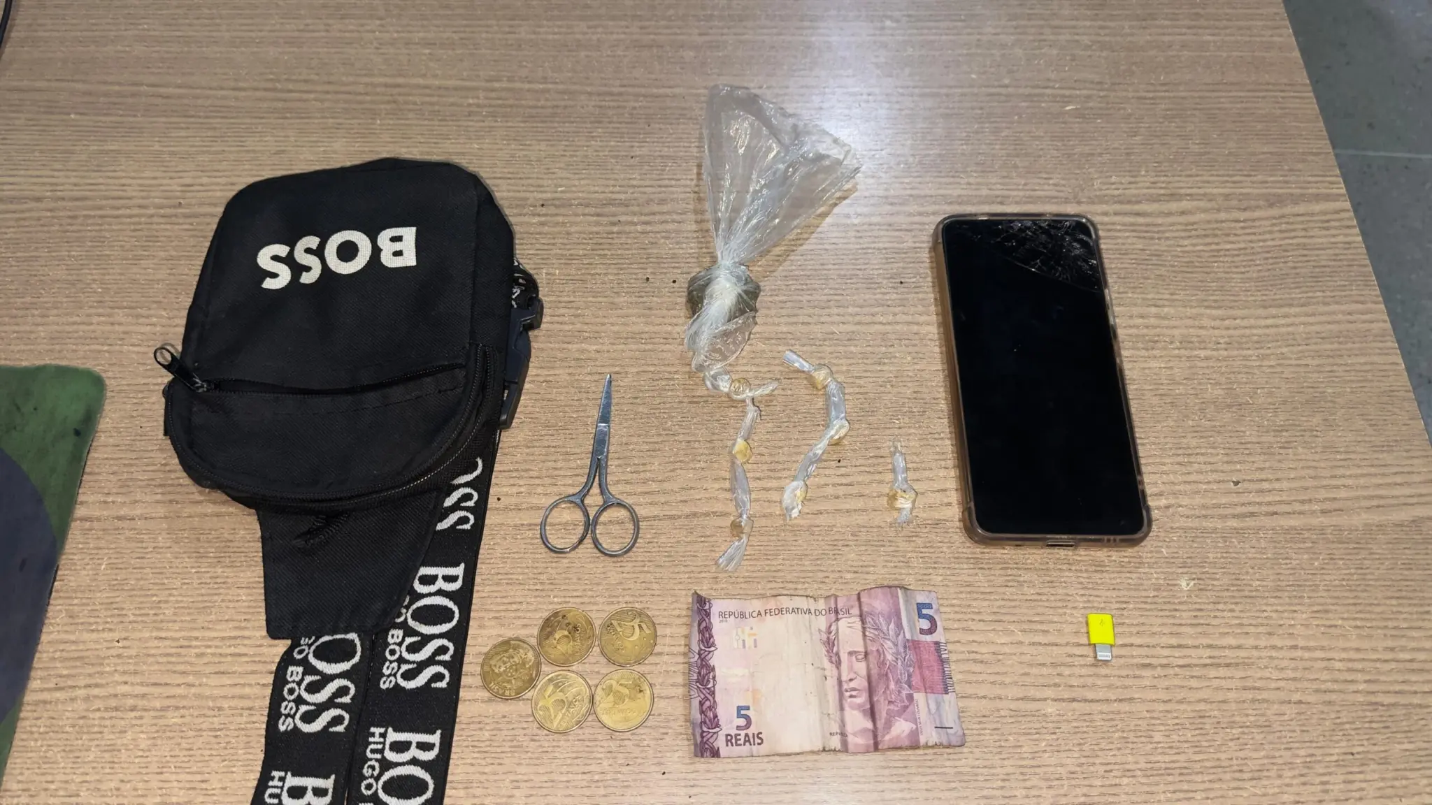 policial de folga flagra roubo de carro e apreende drogas no louzeiro, em campina grande