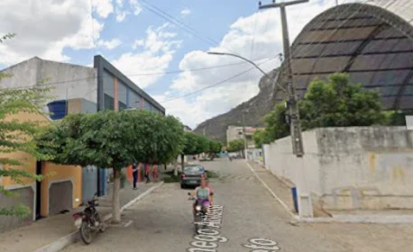 renúncia de carla zambelli: estratégia jurídica para evitar prisão e perseguição política