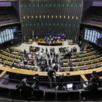 hugo motta avalia mesa diretora para caso ramagem, evitando novo impasse na câmara