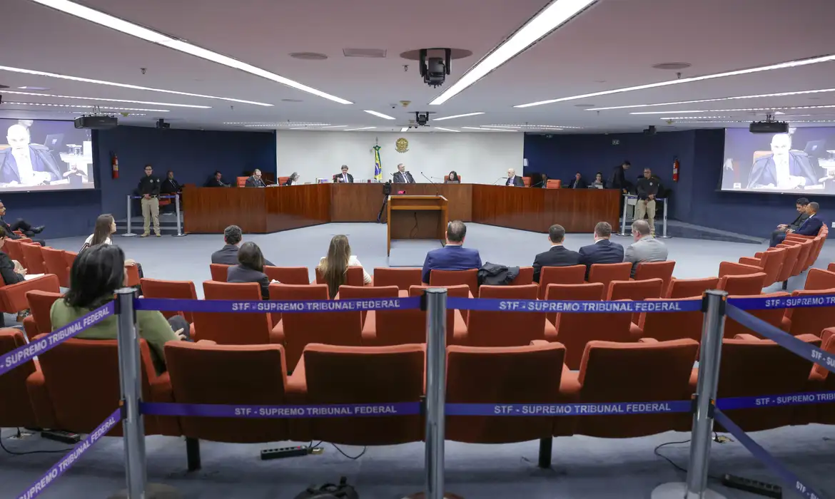 câmara adia votações cruciais de segurança pública para 2026 após acordo geral