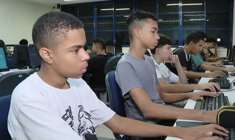 unicef: mais de 1 milhão de jovens vulneráveis no brasil ganham oportunidades