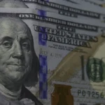 dólar dispara e atinge r$ 5,52, maior valor em 4 meses: entenda os motivos